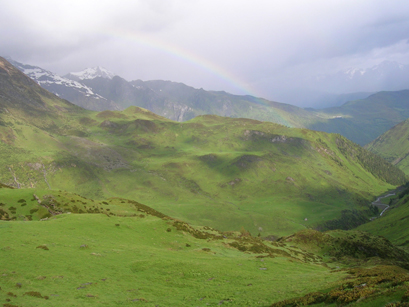 arc-en-ciel sur la cabane d'Ourtiga